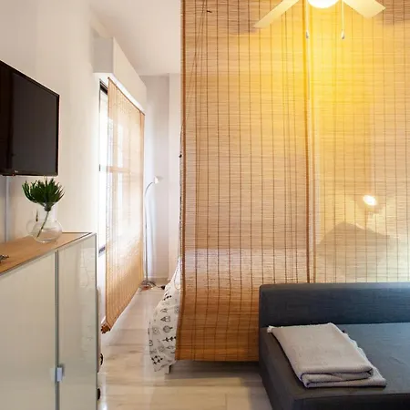 Pikis Apartment Center 1 Sevilla Buitenkant foto